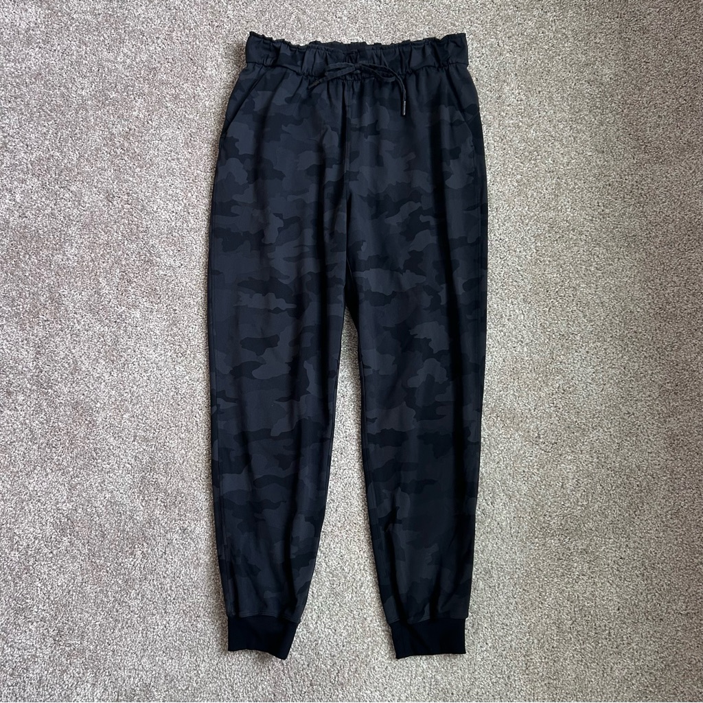 Lululemon Stretch High-Rise Jogger 8 Heritage 365 Camo Deep Coal Multi Luxtreme